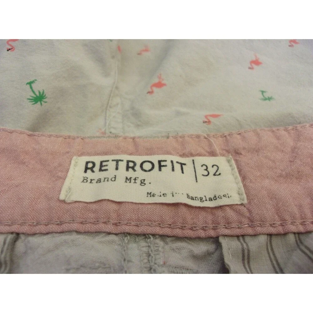 Retrofit Brand Mfg. Sz. 32 Pelicans w/ Sunglasses & Palm Trees Khaki Cotton